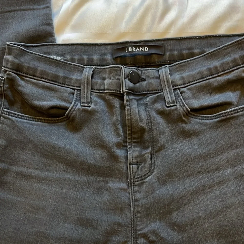 J BRAND MARIA faded black skinny jeans - Picture 3 of 7